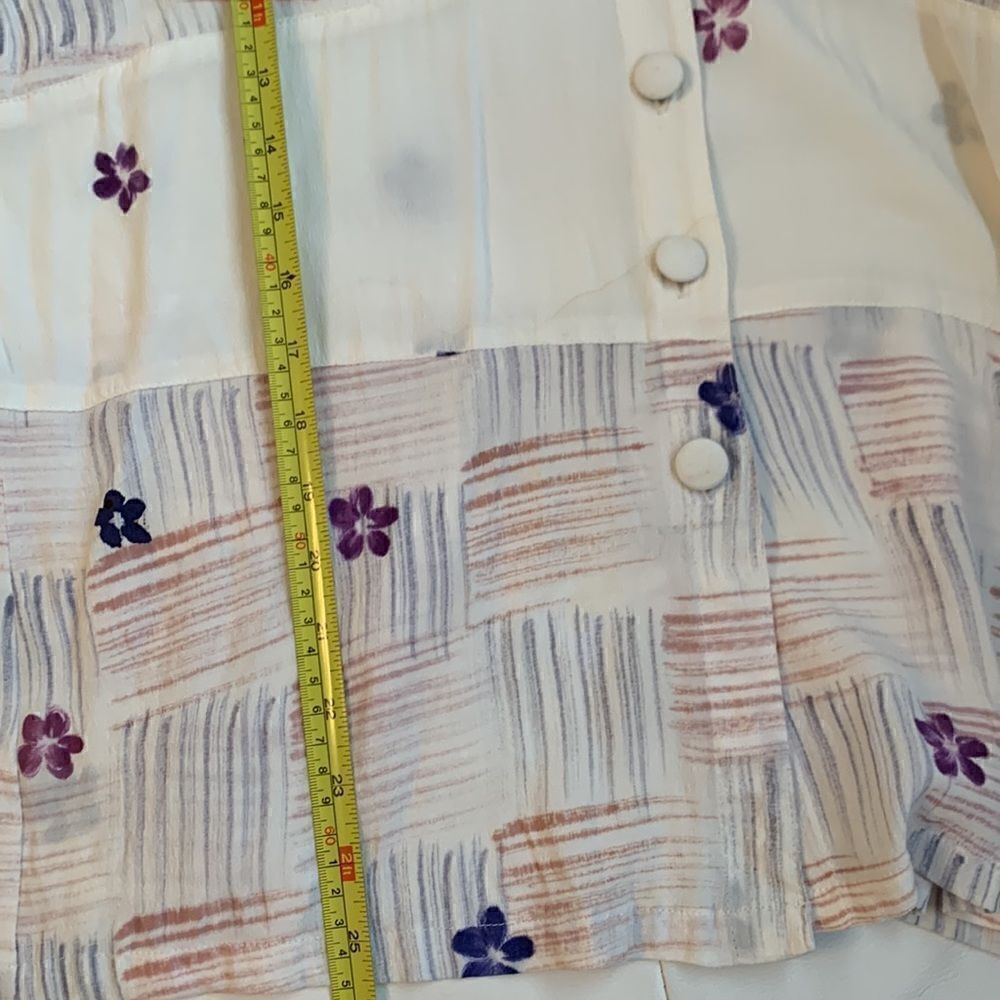 Meeks Rayon Blouse. Size M - Picture 6 of 9